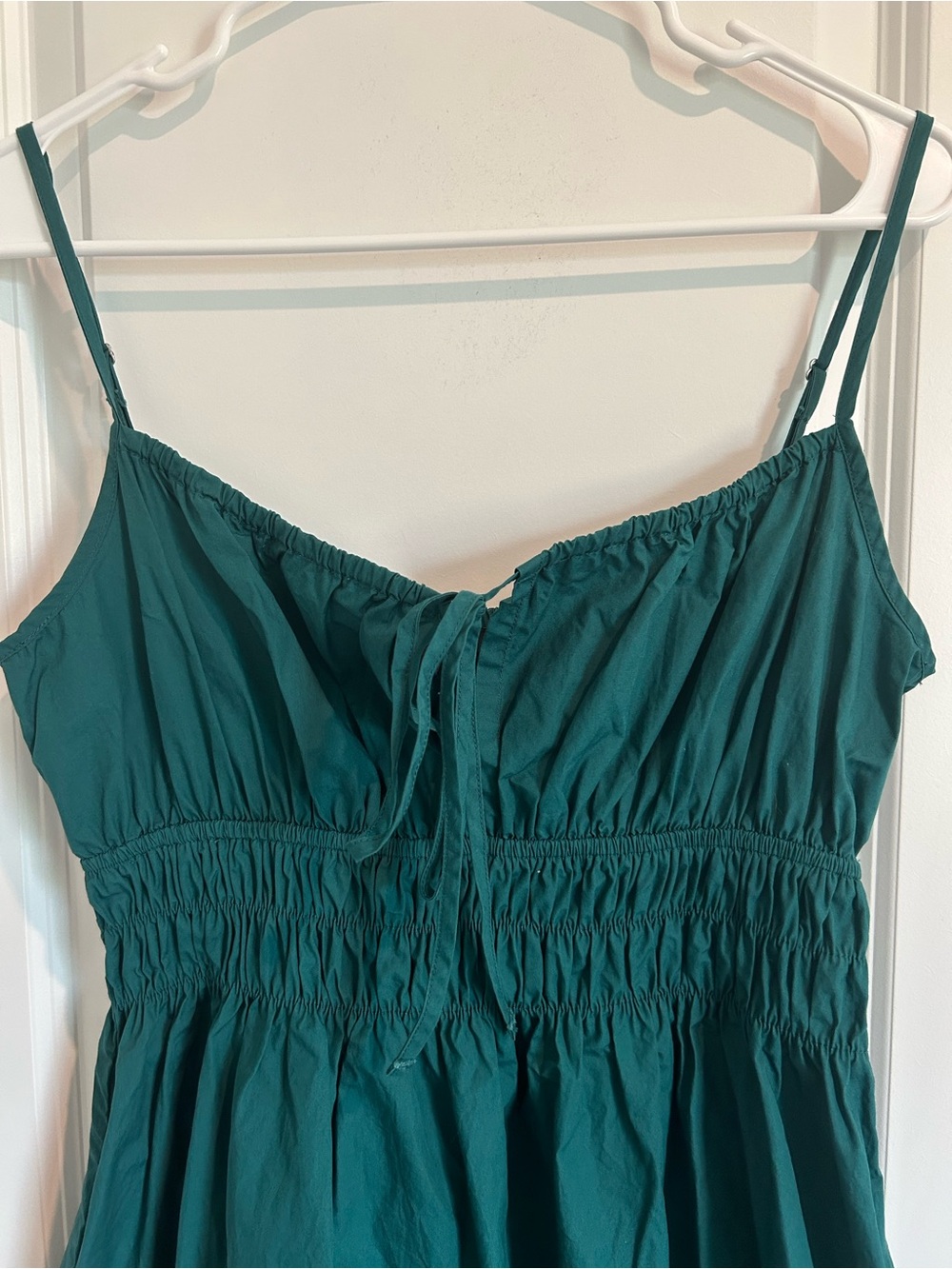 Quince 100% Organic Cotton Keyhole Midi Dress in Garden Green - Picture 5 of 9